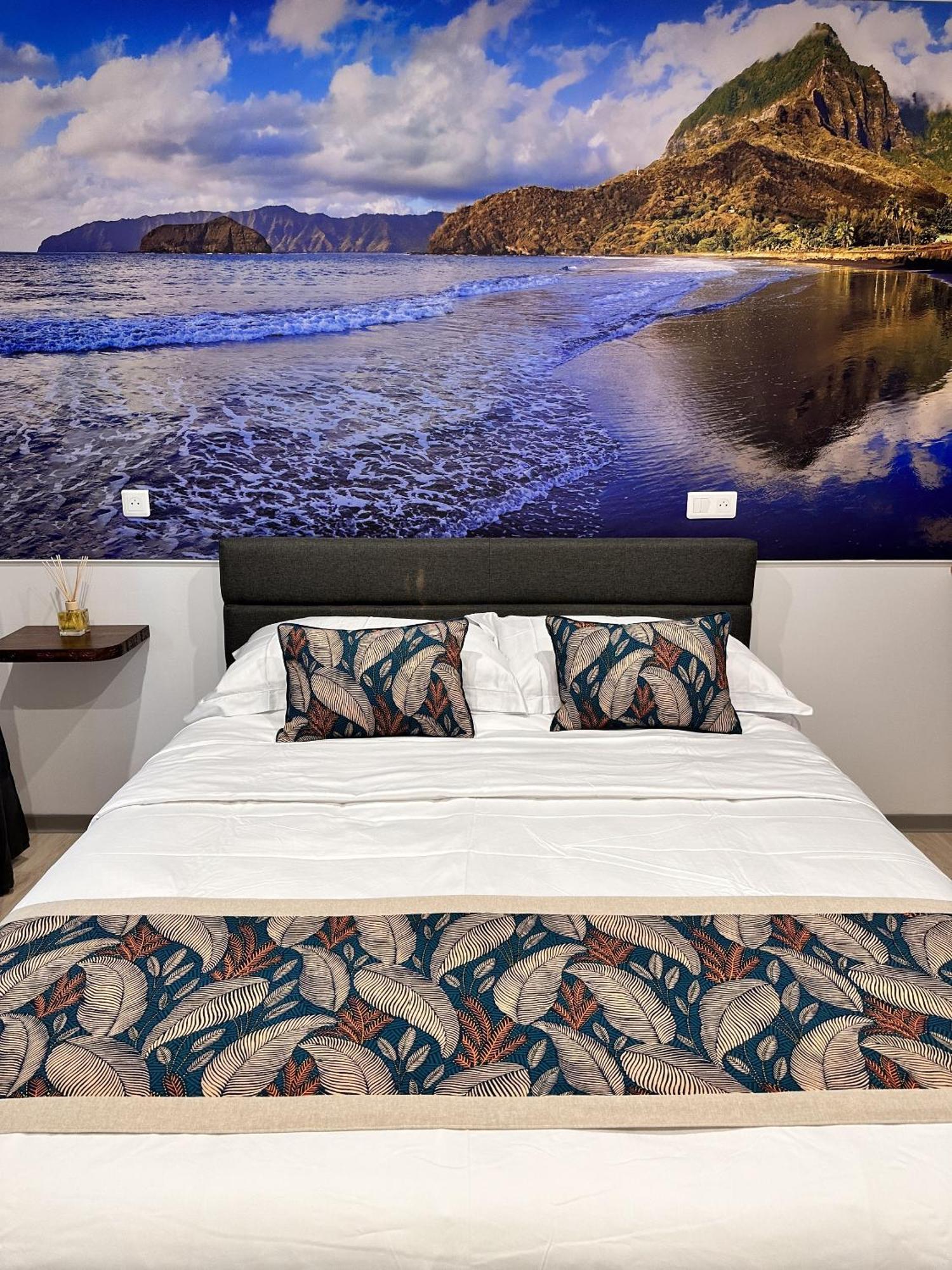 Ononui Lodge Airport, Ocean-View, Private Bathroom And Balcony, Free Wifi And Parking, On-Site Car Rental Faaa Luaran gambar