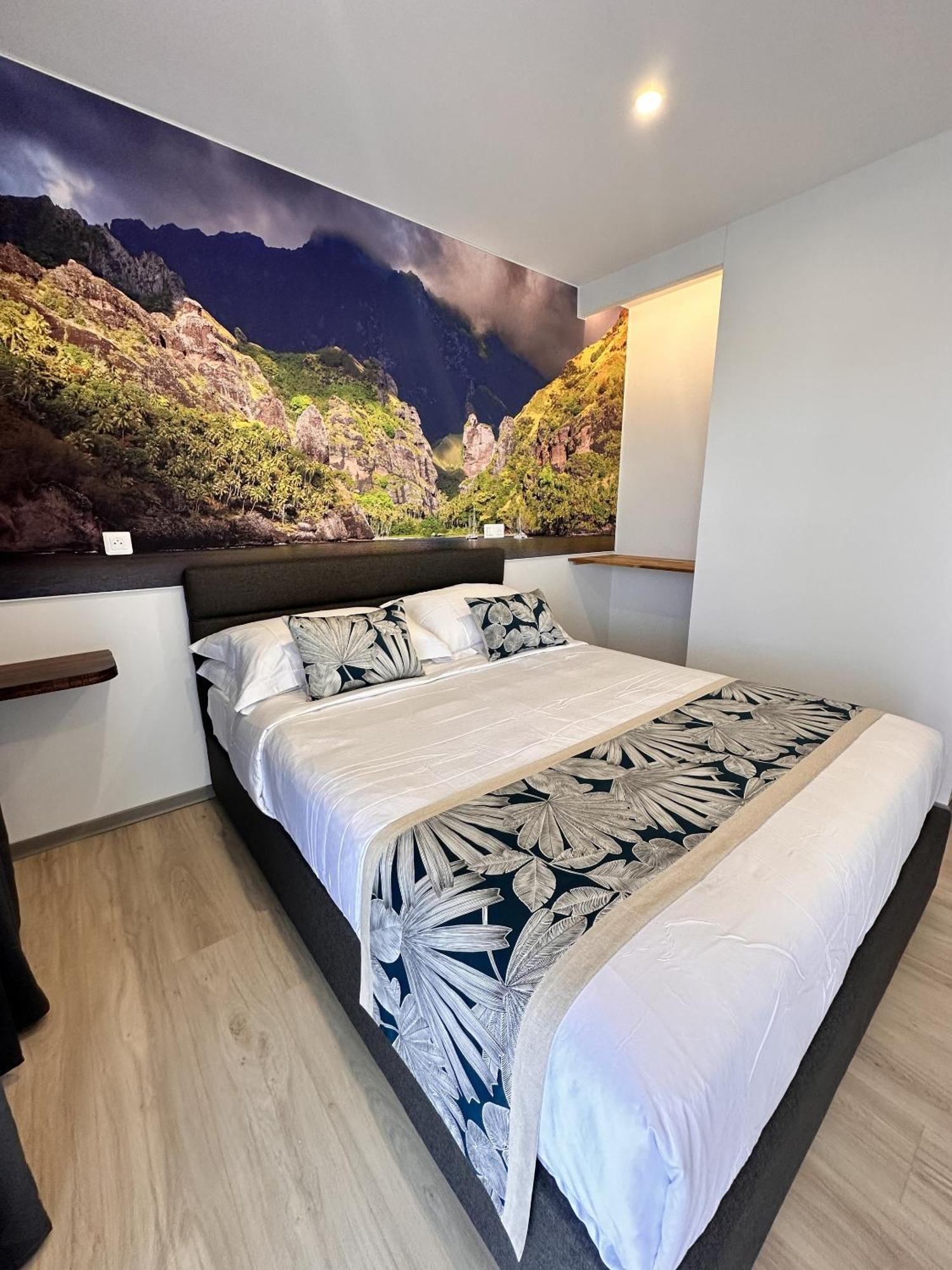 Ononui Lodge Airport, Ocean-View, Private Bathroom And Balcony, Free Wifi And Parking, On-Site Car Rental Faaa Luaran gambar