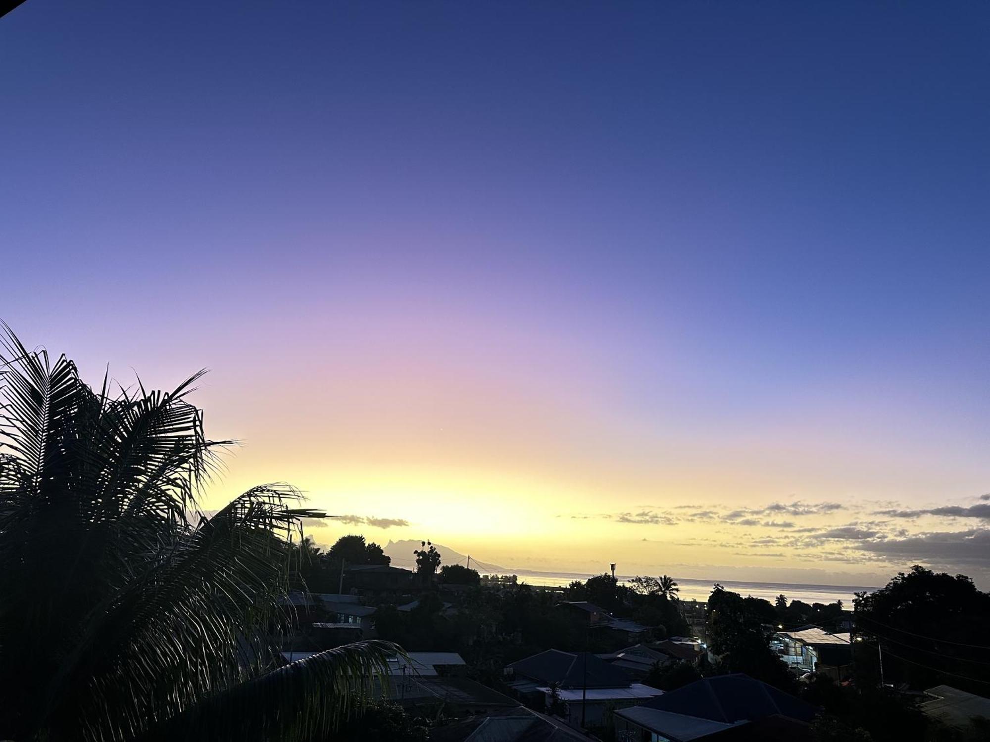 Ononui Lodge Airport, Ocean-View, Private Bathroom And Balcony, Free Wifi And Parking, On-Site Car Rental Faaa Luaran gambar
