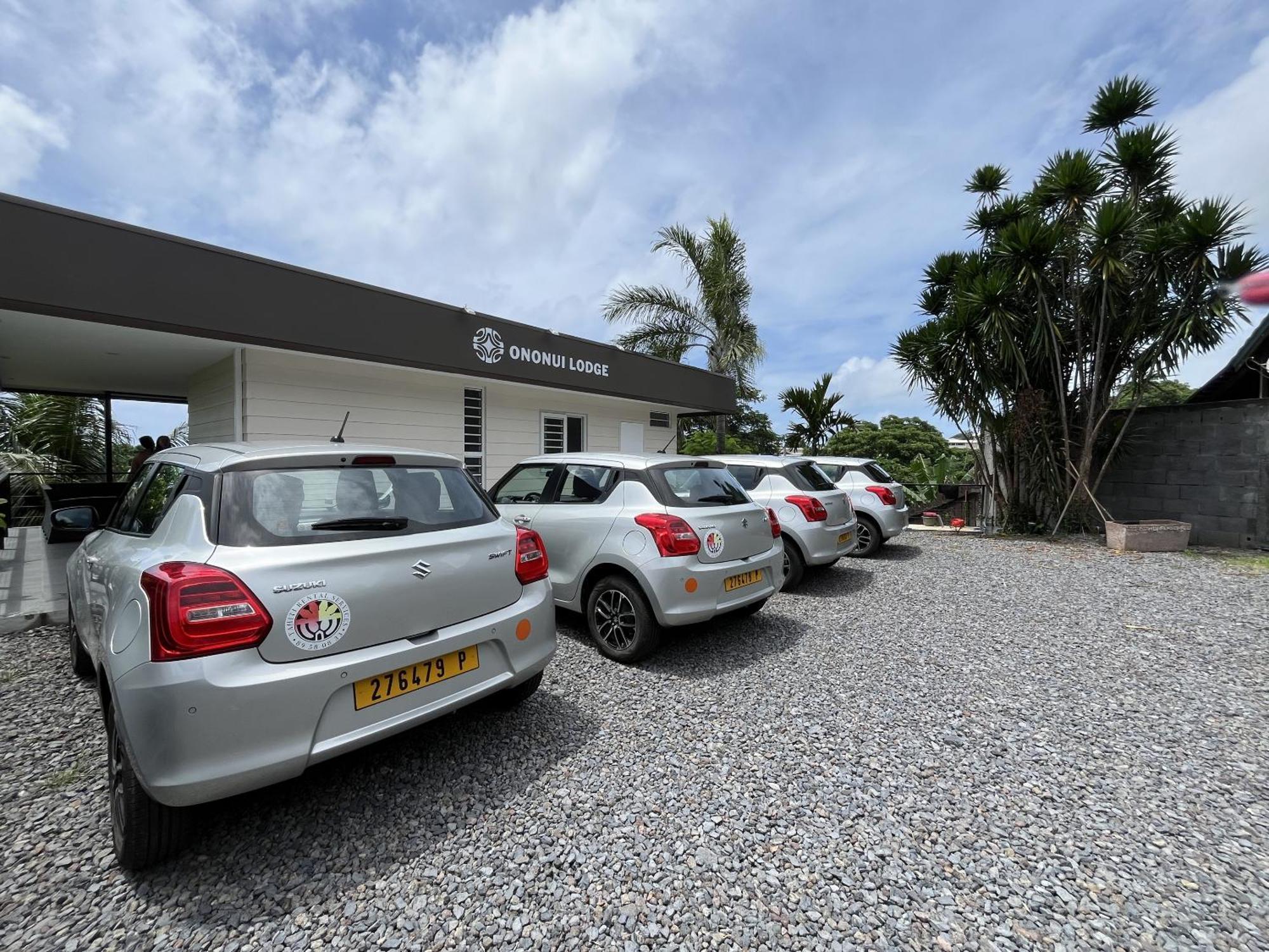 Ononui Lodge Airport, Ocean-View, Private Bathroom And Balcony, Free Wifi And Parking, On-Site Car Rental Faaa Luaran gambar
